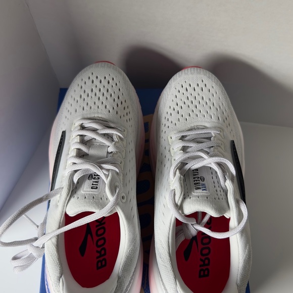 New In Box Women’s Brooks Glycerin Max - Picture 7 of 9